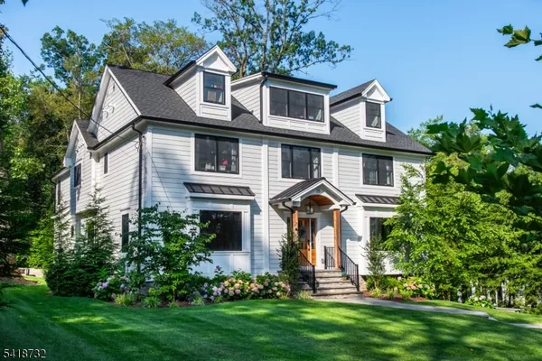 $3,050,000 | 25 Greenwood Avenue, Chatham, NJ 07928
