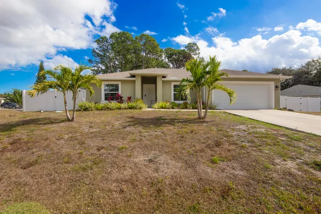 $350,000 | 587 Plumbago Road Northwest, Palm Bay, FL 32907