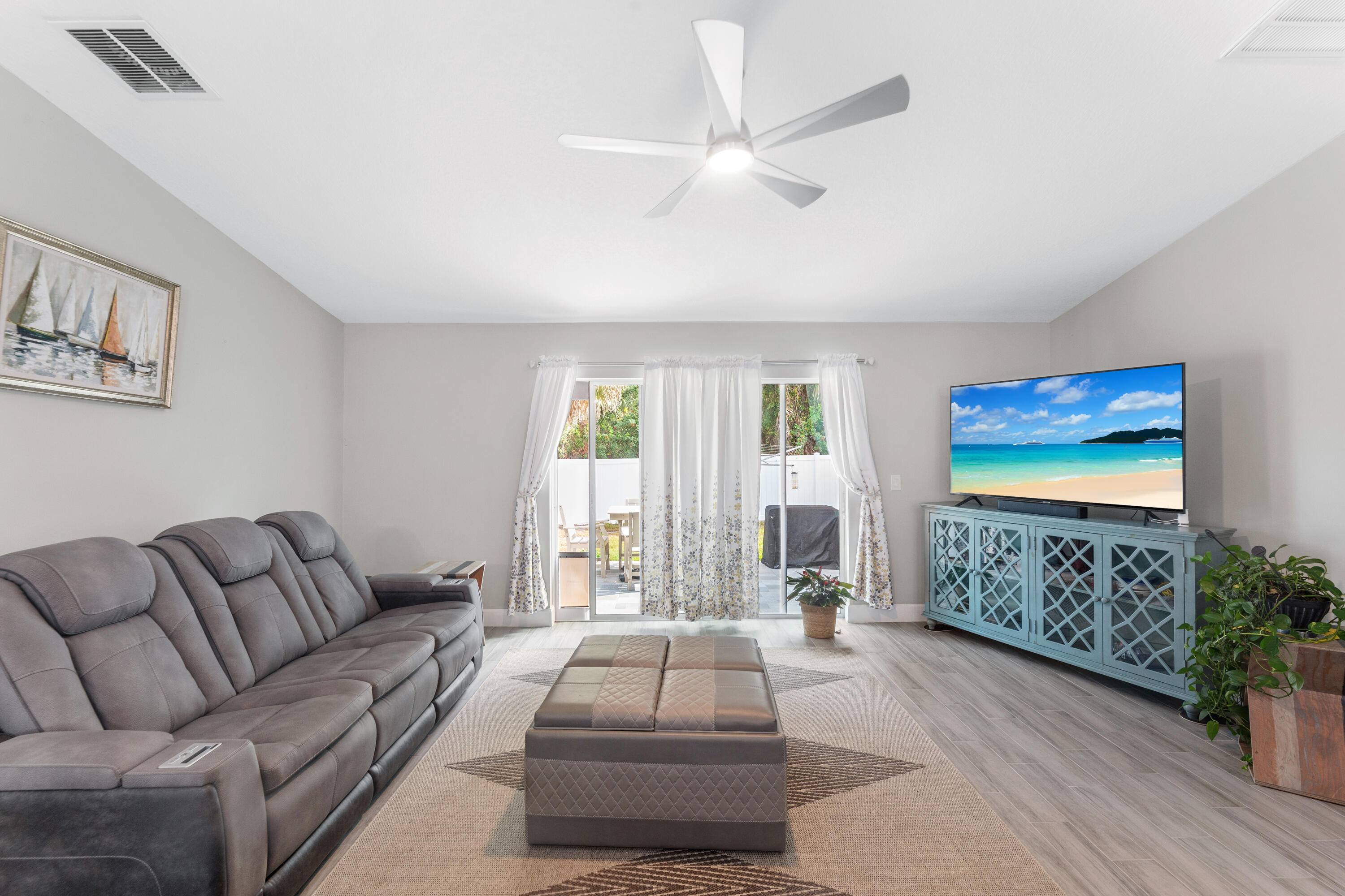 587 Plumbago Road Northwest Palm Bay, FL 32907 - Photo 12 of 42 12-Image12