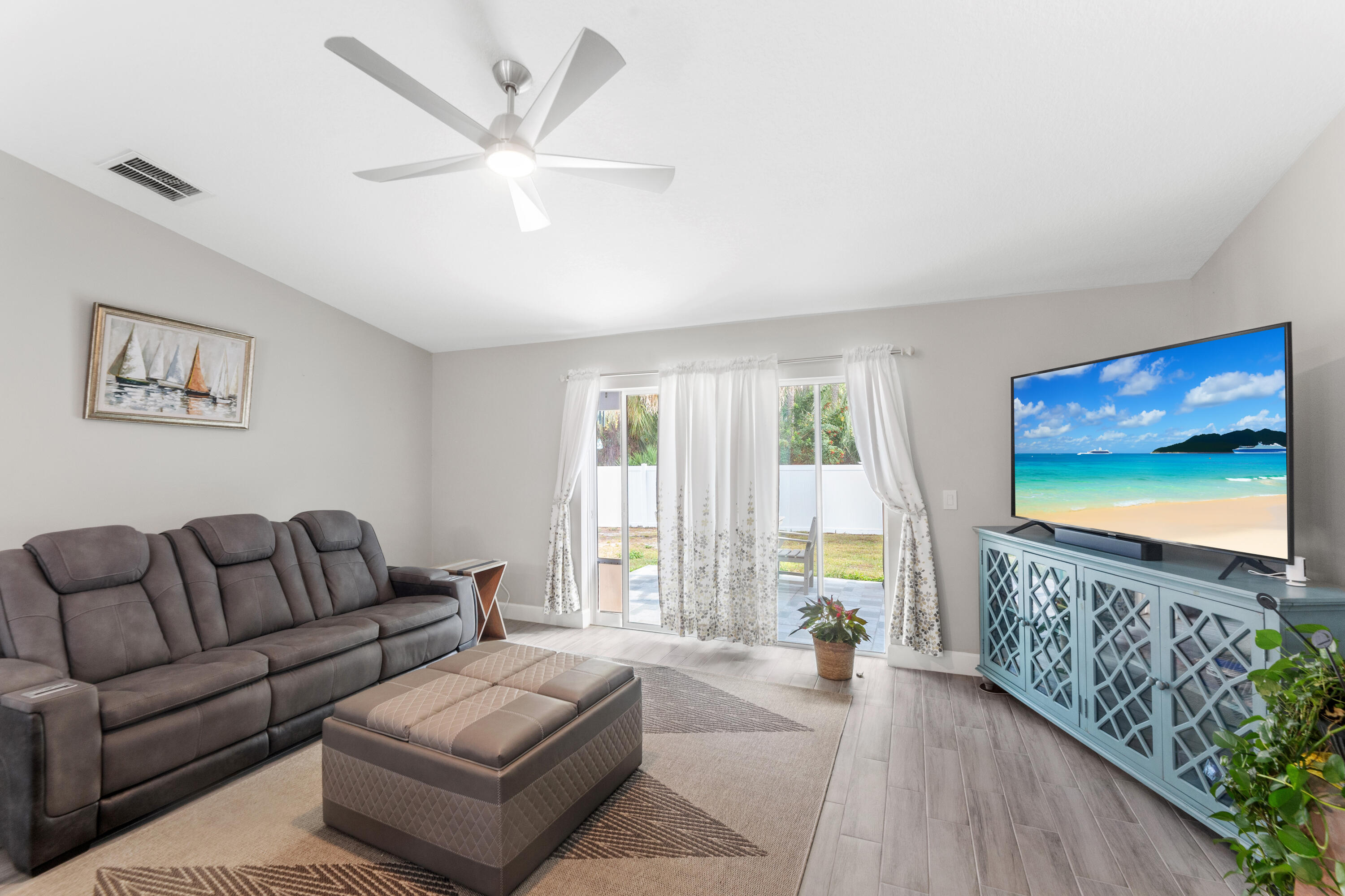 587 Plumbago Road Northwest Palm Bay, FL 32907 - Photo 13 of 42 13-Image13