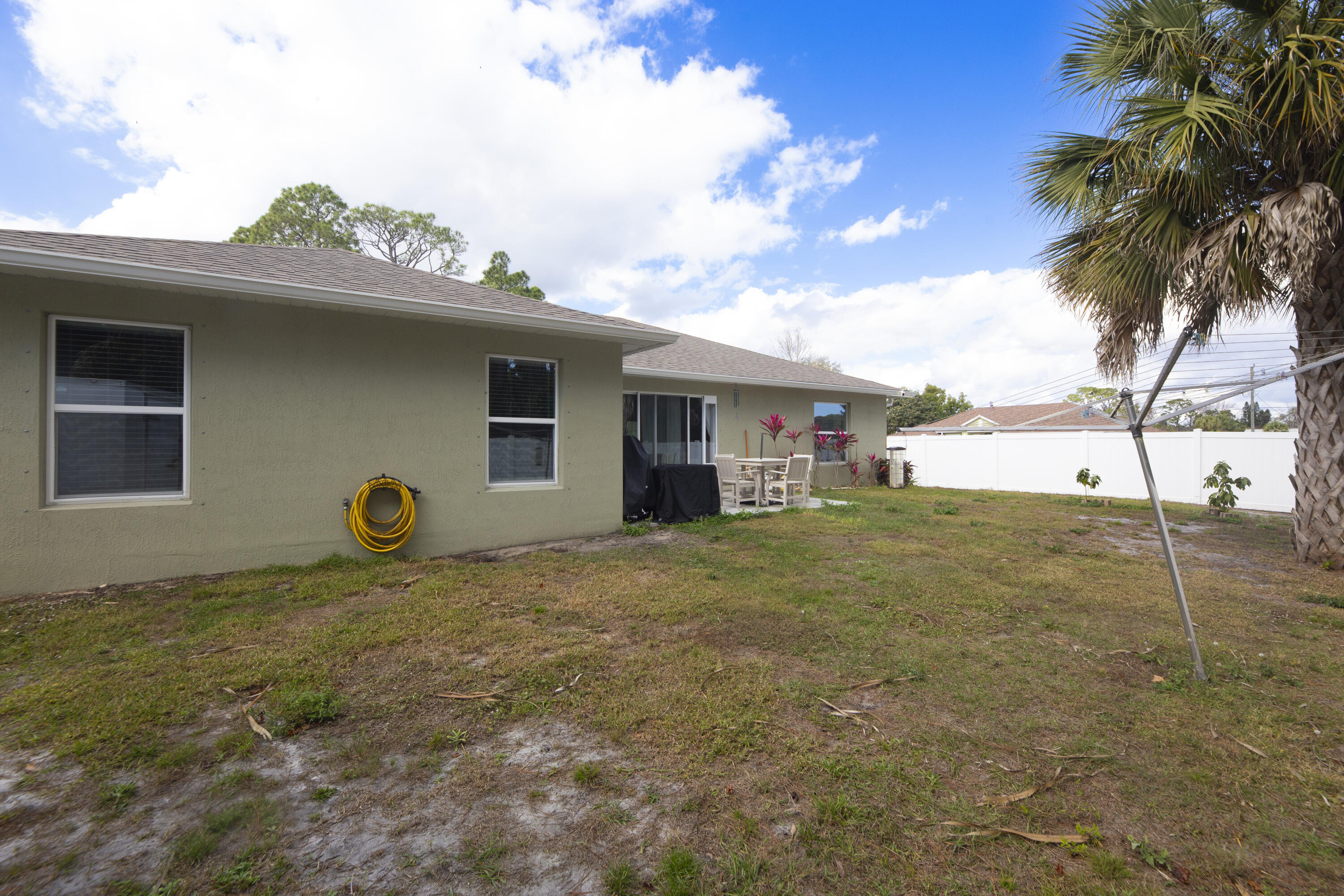 587 Plumbago Road Northwest Palm Bay, FL 32907 - Photo 7 of 42 07-Image7