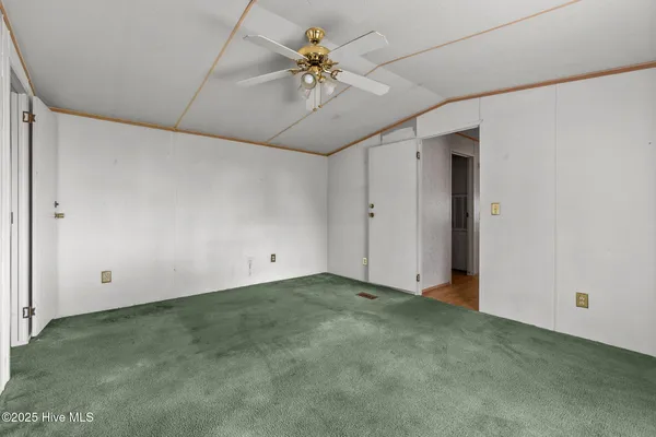 $132,000 | 148 Rhodes Drive, Columbia, NC 27925