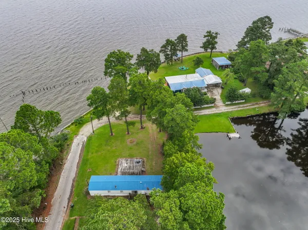 $132,000 | 148 Rhodes Drive, Columbia, NC 27925