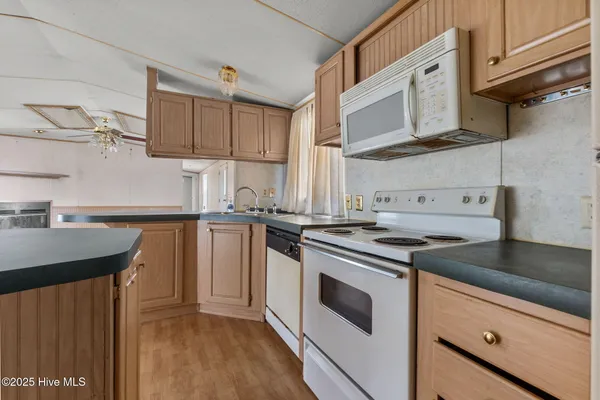 $132,000 | 148 Rhodes Drive, Columbia, NC 27925