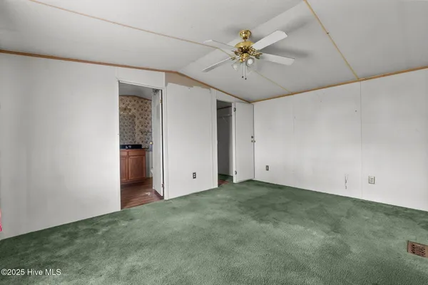 $132,000 | 148 Rhodes Drive, Columbia, NC 27925