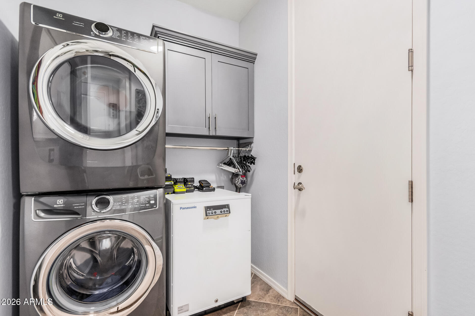 13007 West Redbird Road Peoria, AZ 85383 - Photo 31 of 54 31 Redbird