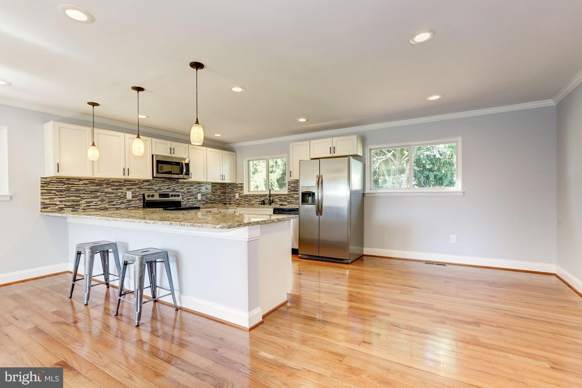 24328 Log House Road Gaithersburg, MD 20882 - Photo 11 of 30 Kitchen