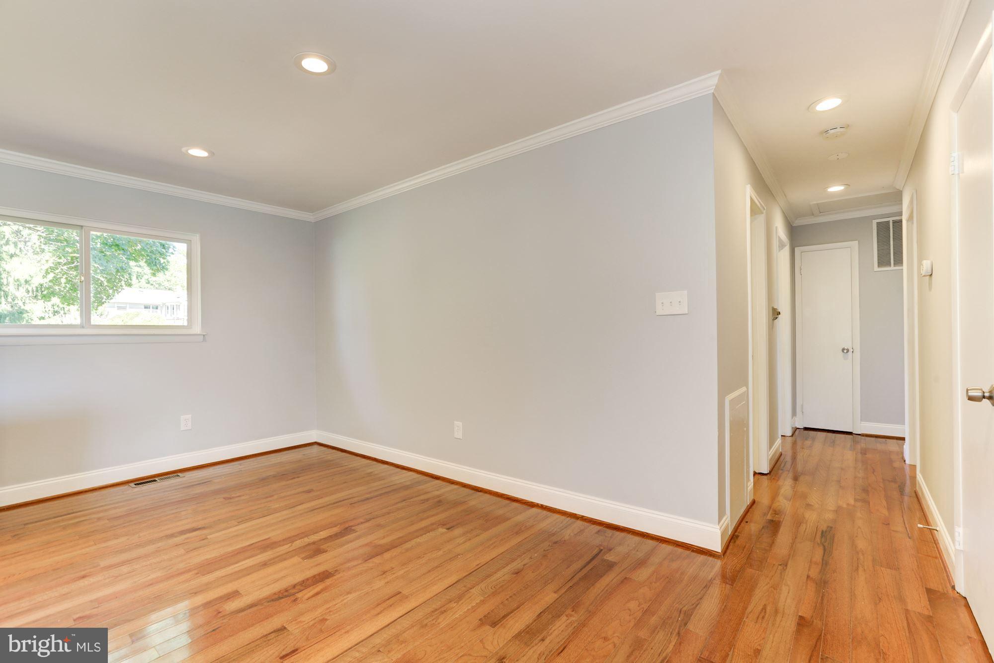 24328 Log House Road Gaithersburg, MD 20882 - Photo 13 of 30 Interior (General)