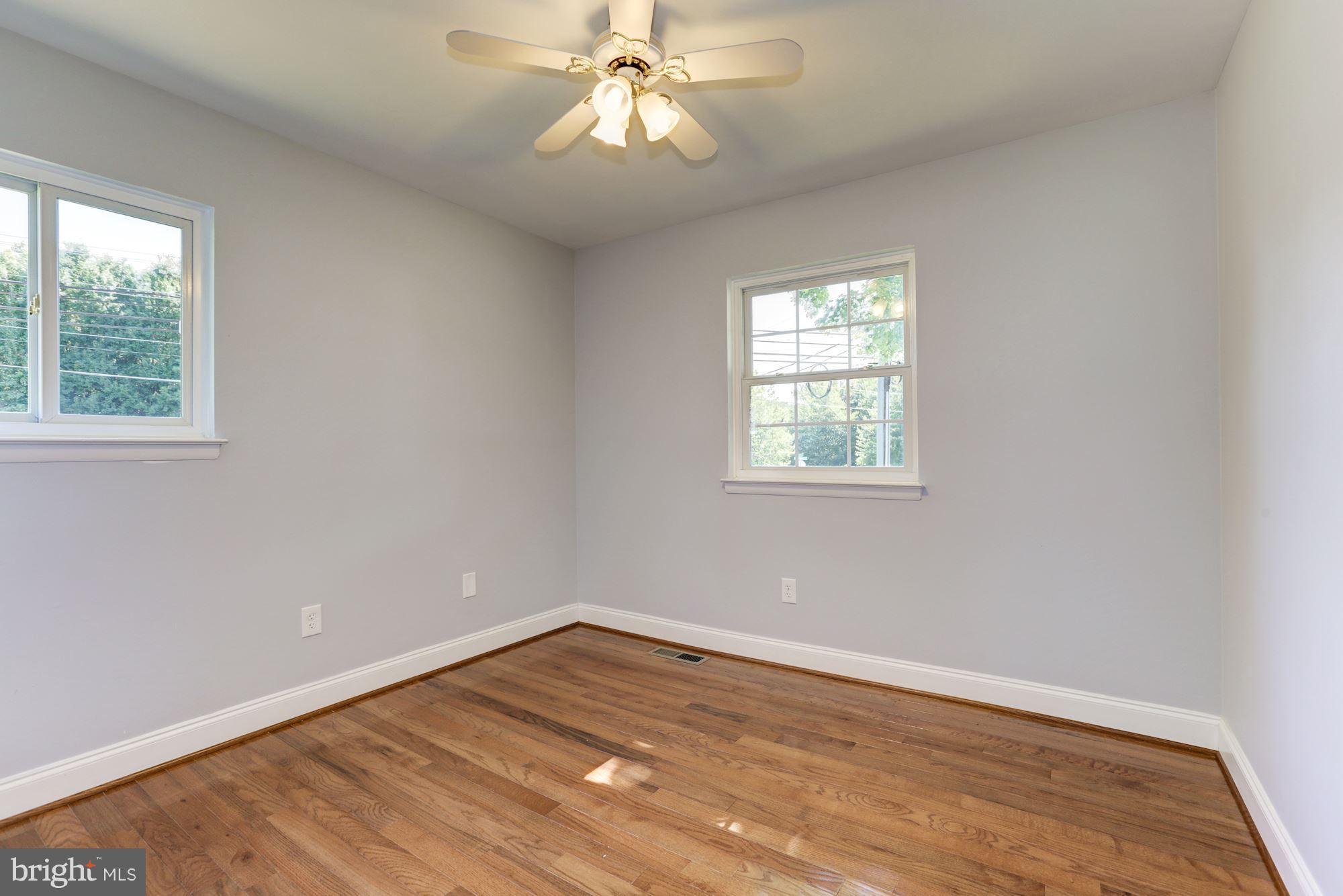 24328 Log House Road Gaithersburg, MD 20882 - Photo 19 of 30 Bedroom