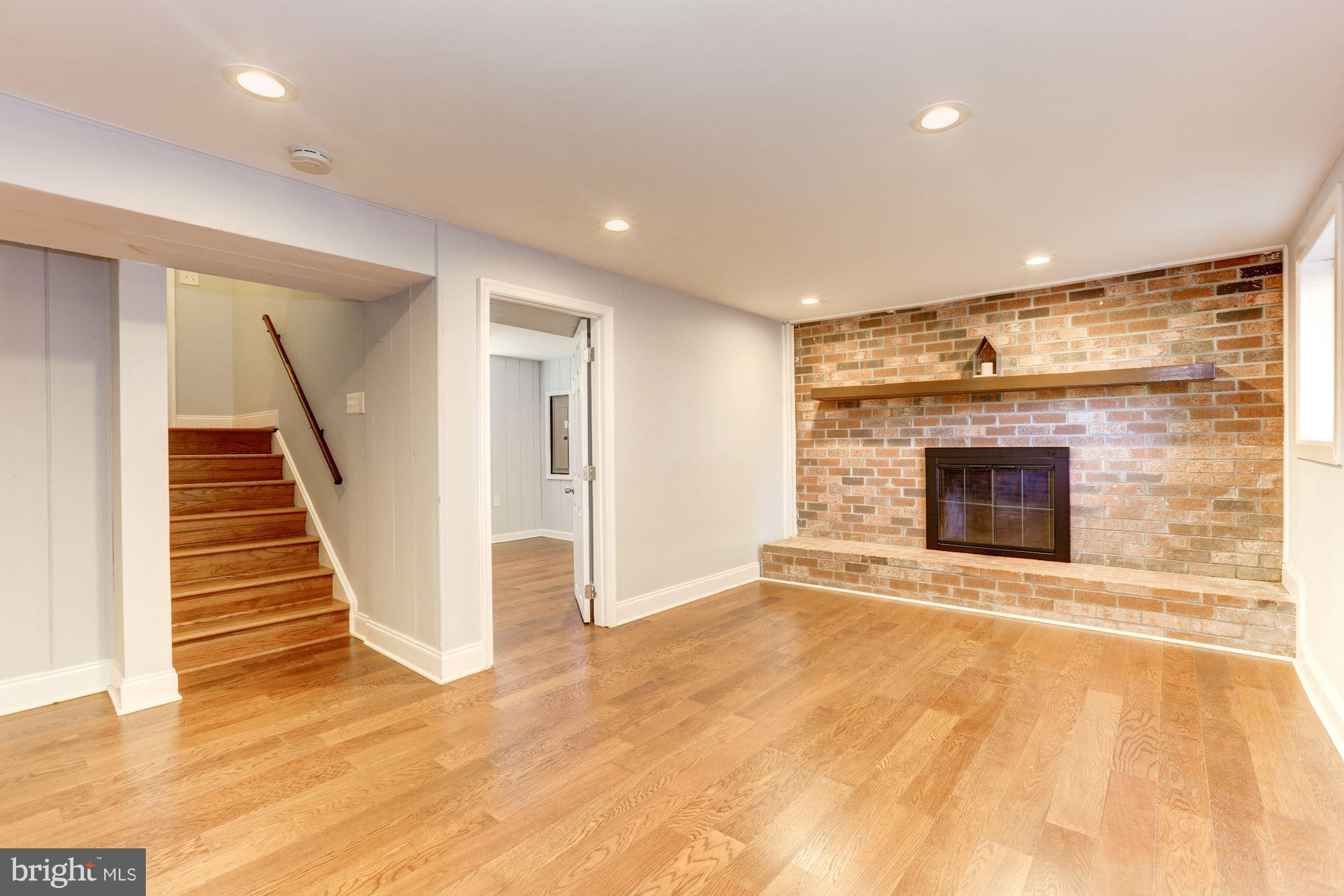 24328 Log House Road Gaithersburg, MD 20882 - Photo 21 of 30 Interior (General)