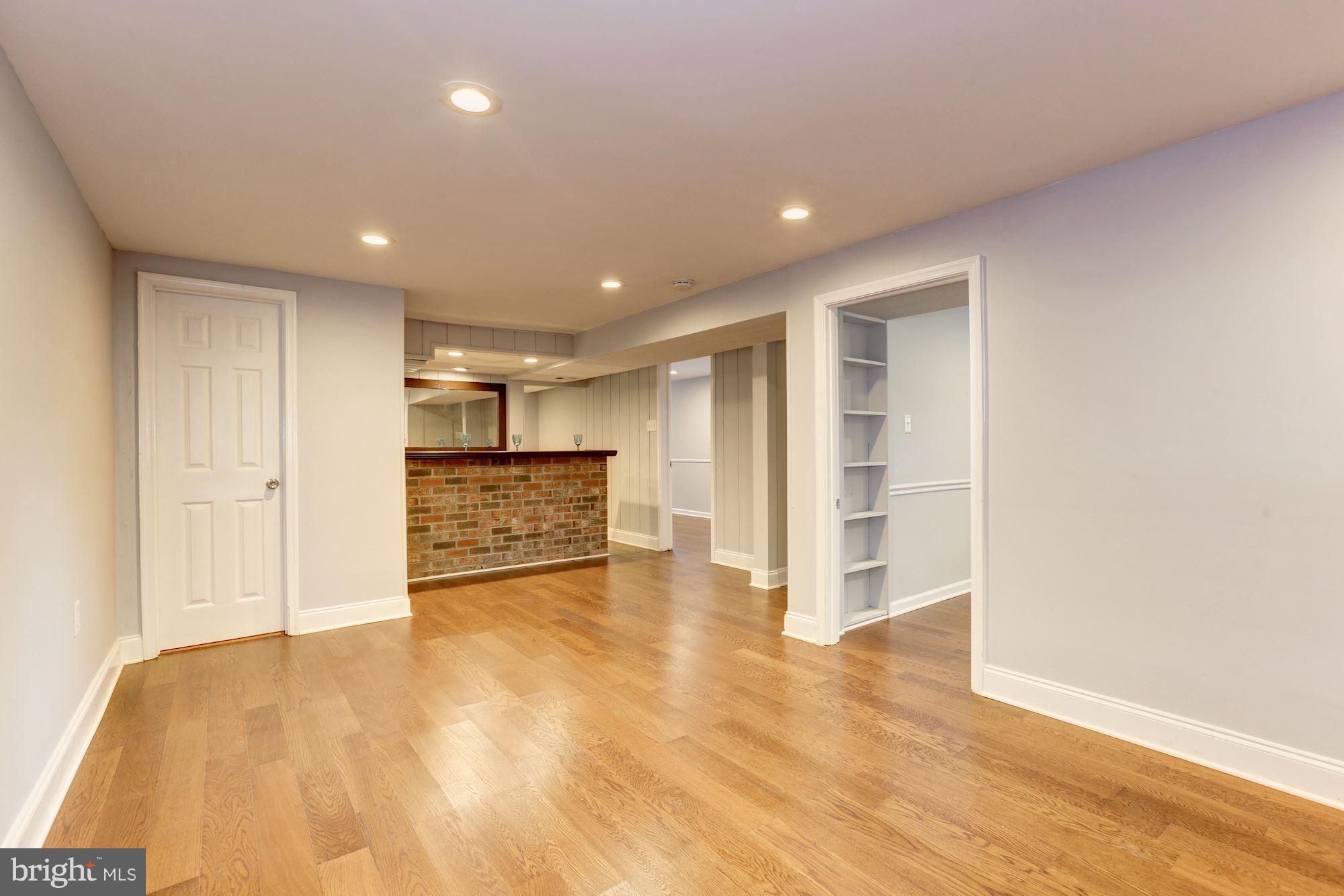24328 Log House Road Gaithersburg, MD 20882 - Photo 22 of 30 Interior (General)