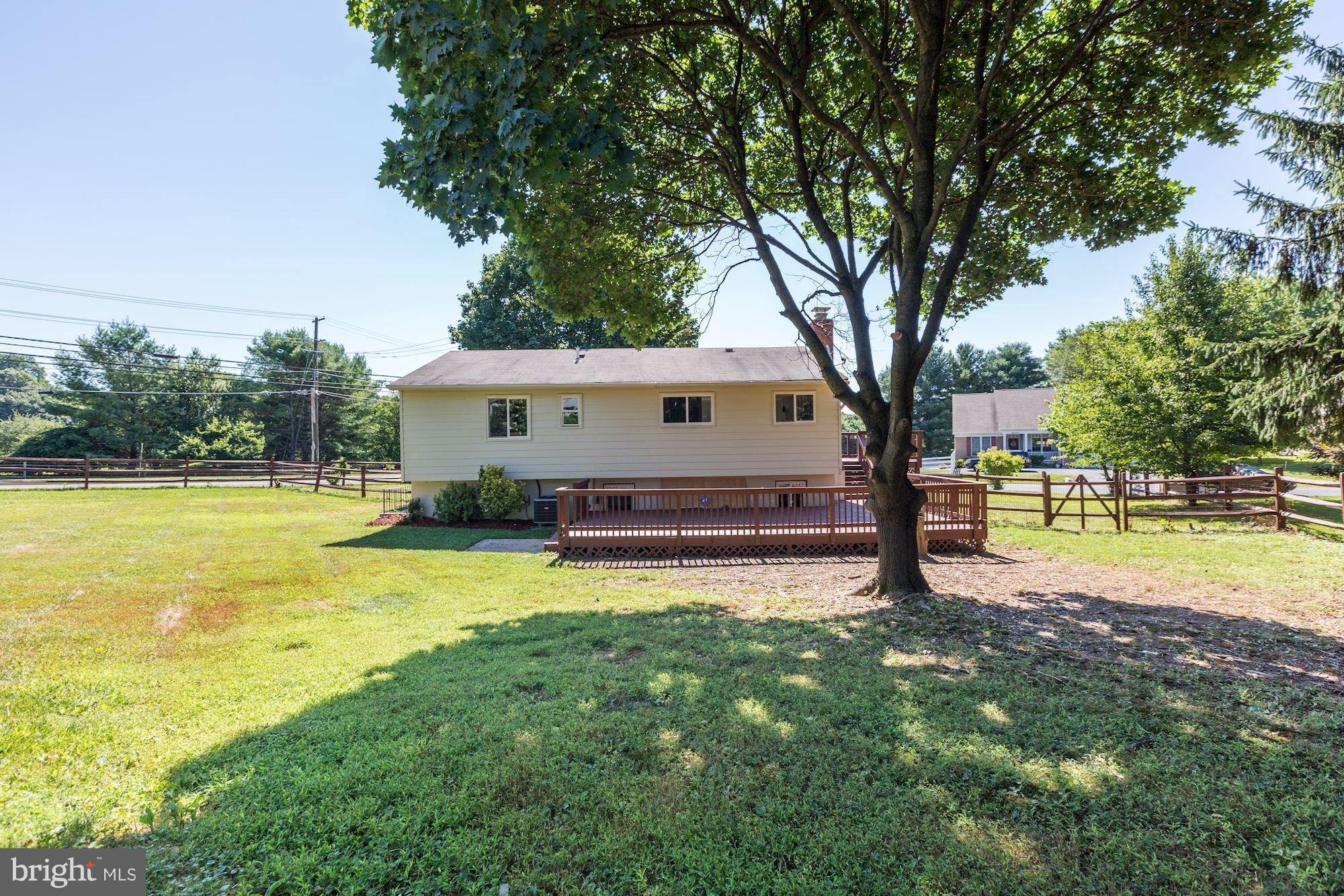 24328 Log House Road Gaithersburg, MD 20882 - Photo 28 of 30 Exterior (General)