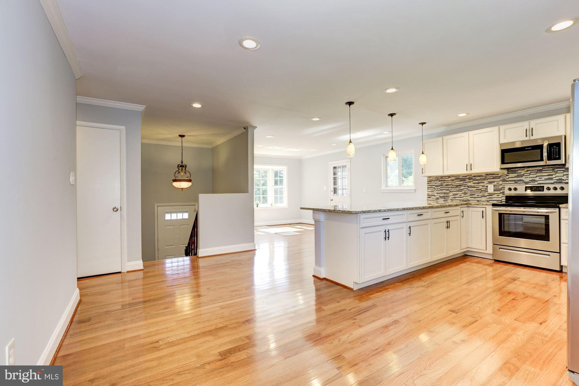 24328 Log House Road Gaithersburg, MD 20882 - Photo 7 of 30 Kitchen