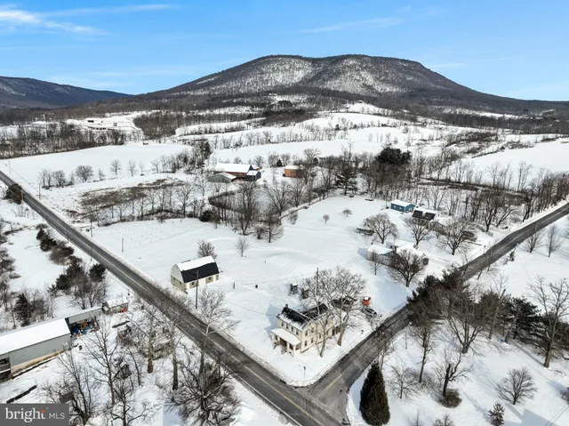 $327,900 | 1101 Doubling Gap Road, Newville, PA 17241