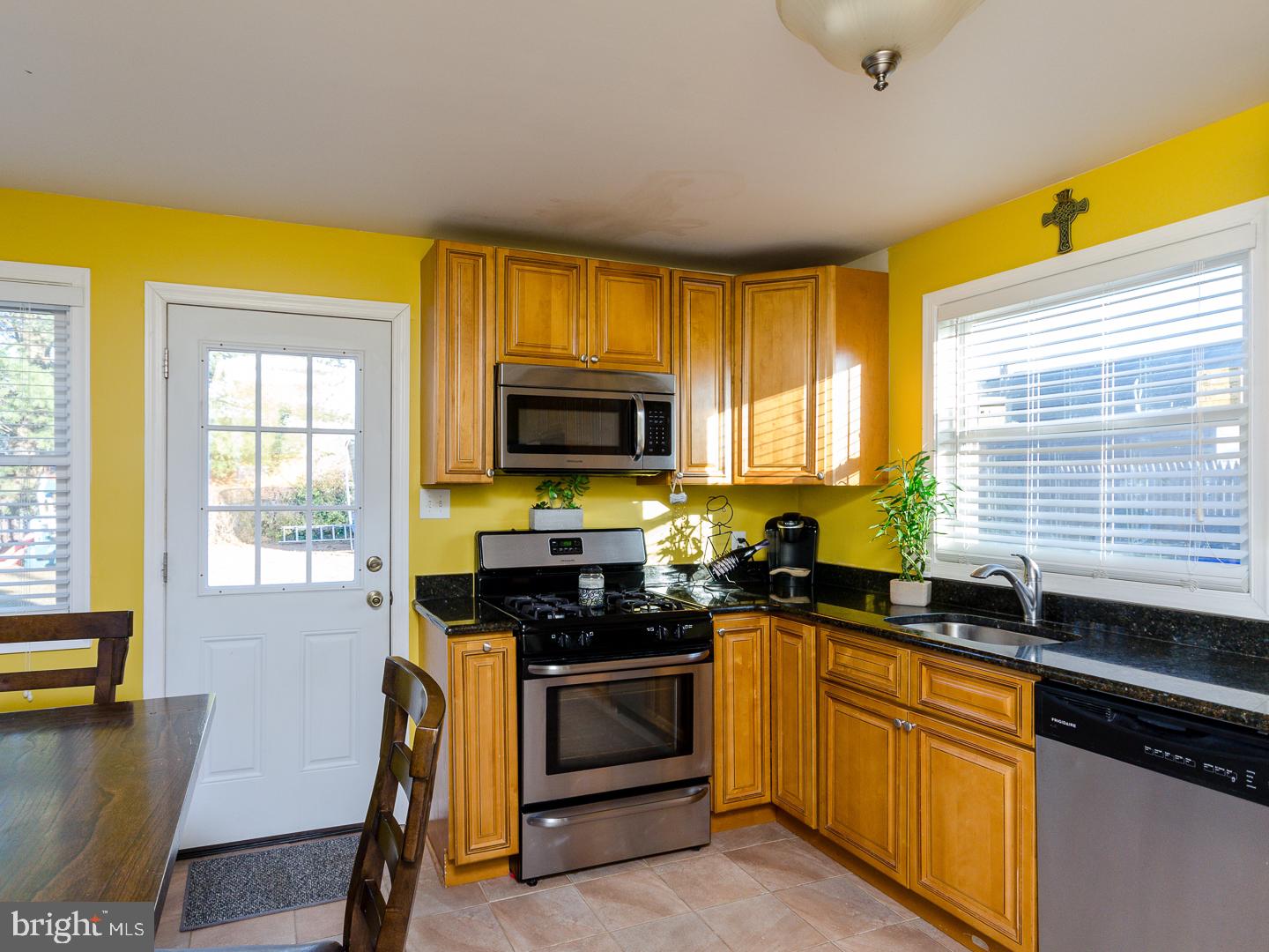 14 Oxford Road Marlton, NJ 08053 - Photo 5 of 23 Kitchen