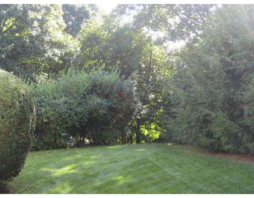 289 Temple Road Waltham, MA 02452 - Photo 13 of 14 Gallery Image 13