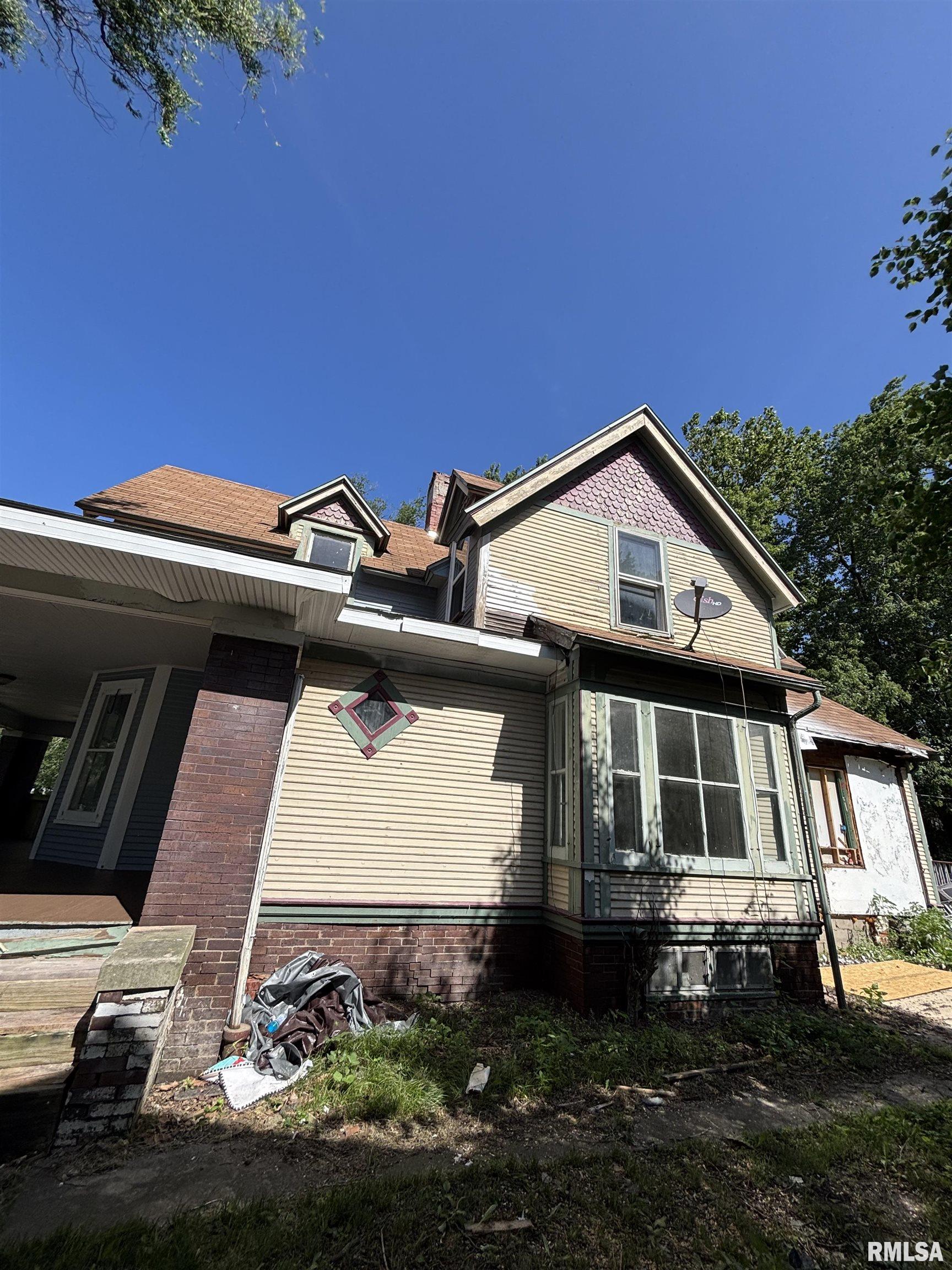 295 West Barnes Street Bushnell, IL 61422 - Photo 16 of 96