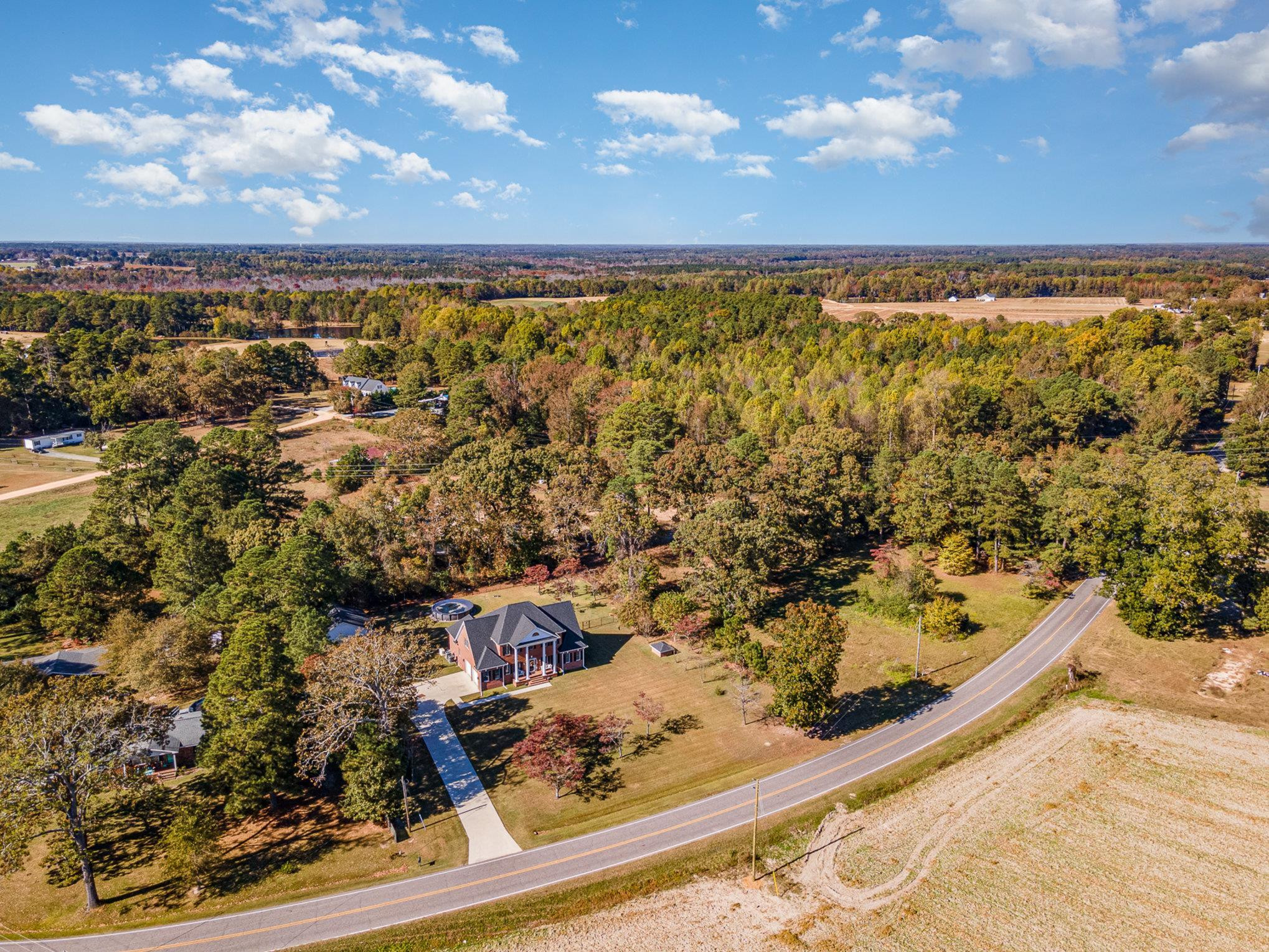 4046 Fairground Road Dunn, NC 28334 - Photo 4 of 50 view of city and mountain