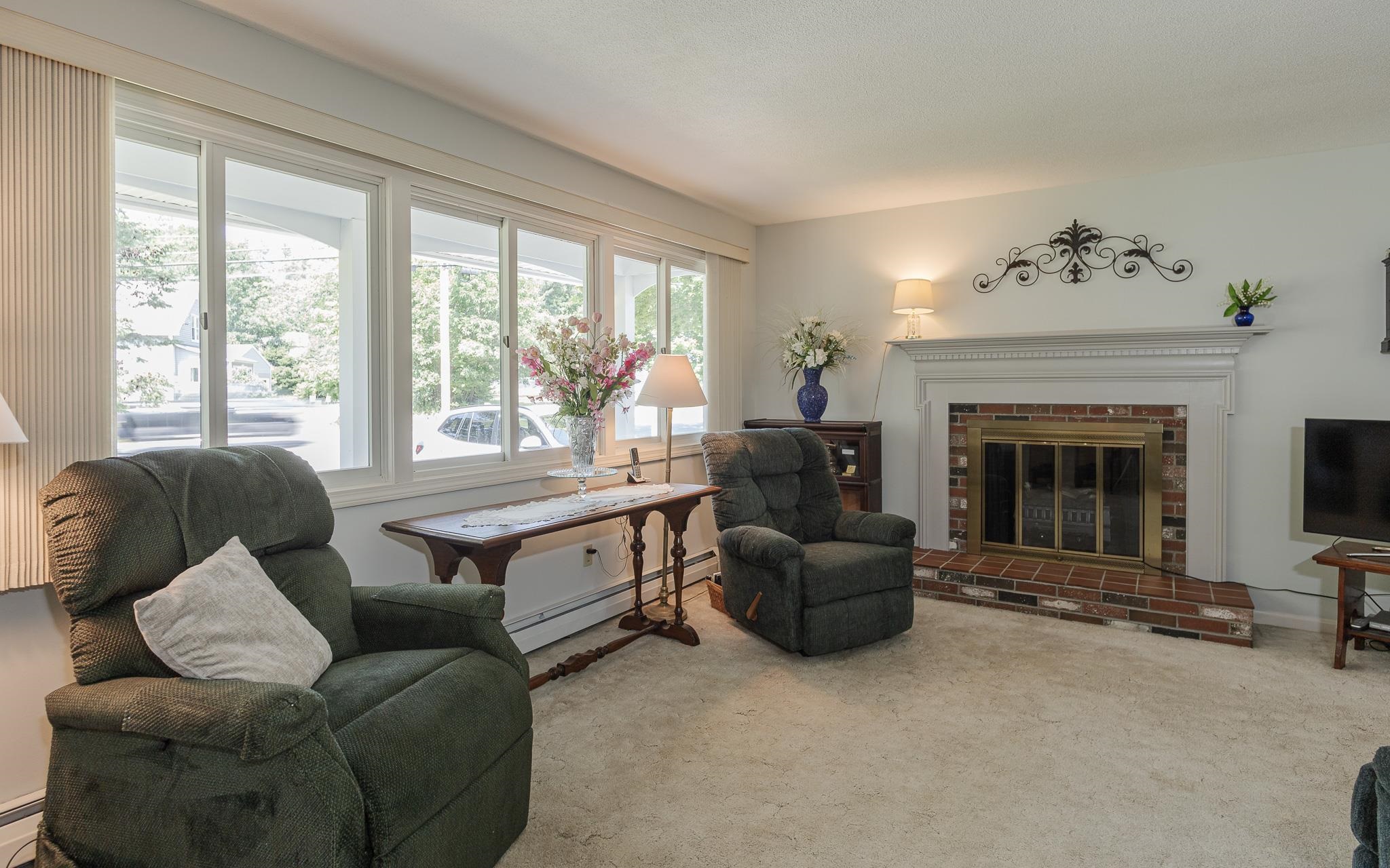 636 Court Street Keene, NH 03431 - Photo 12 of 38
