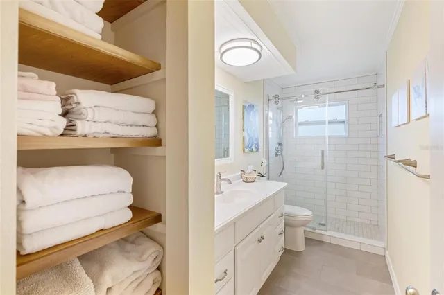 $810,000 | 1860 MacKintosh Boulevard, Nokomis, FL 34275