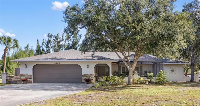 $810,000 | 1860 MacKintosh Boulevard, Nokomis, FL 34275