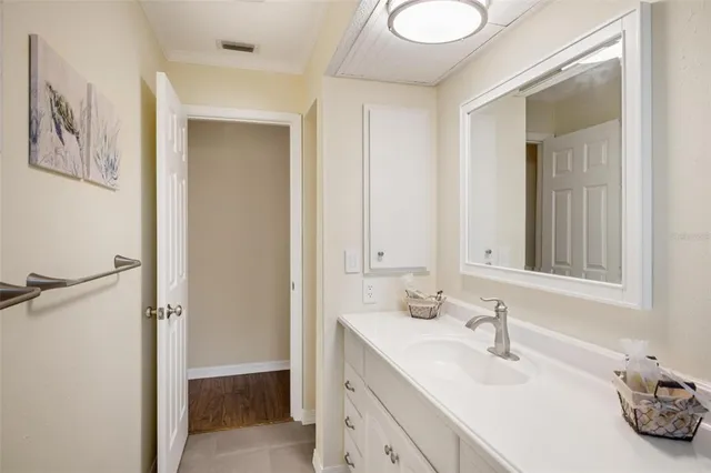 $810,000 | 1860 MacKintosh Boulevard, Nokomis, FL 34275