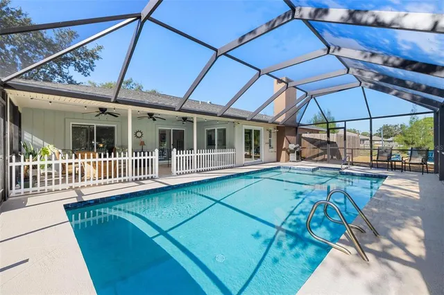 $810,000 | 1860 MacKintosh Boulevard, Nokomis, FL 34275
