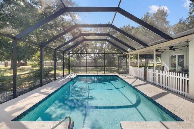 $810,000 | 1860 MacKintosh Boulevard, Nokomis, FL 34275