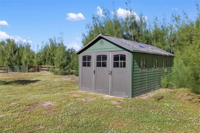 $810,000 | 1860 MacKintosh Boulevard, Nokomis, FL 34275