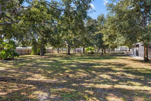 $810,000 | 1860 MacKintosh Boulevard, Nokomis, FL 34275