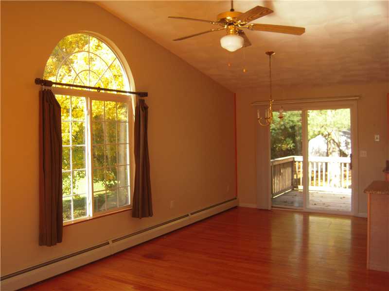 80 Maple Street Coventry, RI 02816 - Photo 5 of 16 Dining Area.