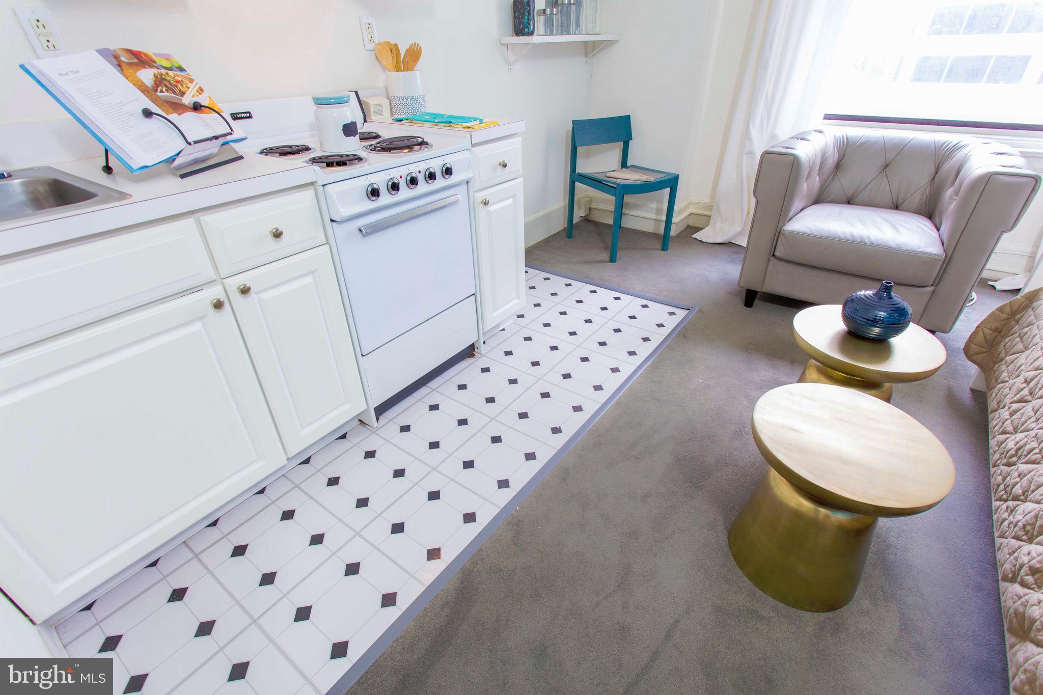 1229 Chestnut Street, Unit 1303 Philadelphia, PA 19107 - Photo 12 of 18