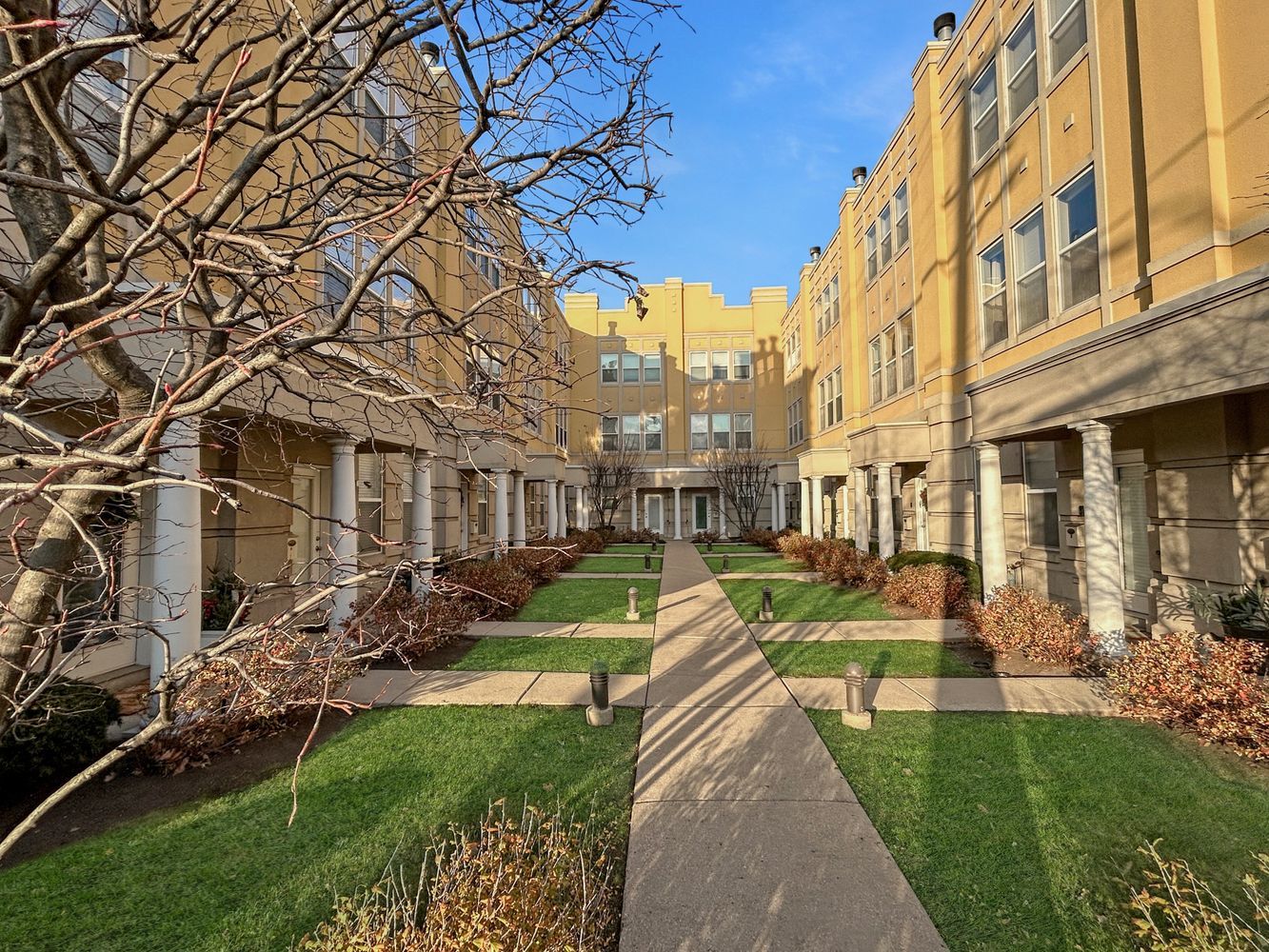 7521 Brown Avenue, Unit G Forest Park, IL 60130 - Photo 1 of 31