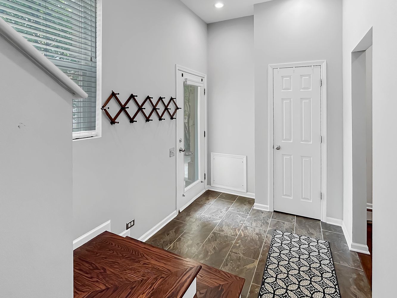 7521 Brown Avenue, Unit G Forest Park, IL 60130 - Photo 2 of 31