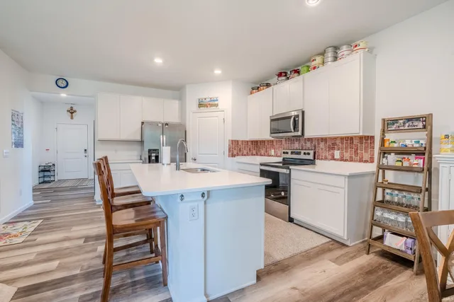 $460,000 | 605 Alquin Court, Huntertown, IN 46748