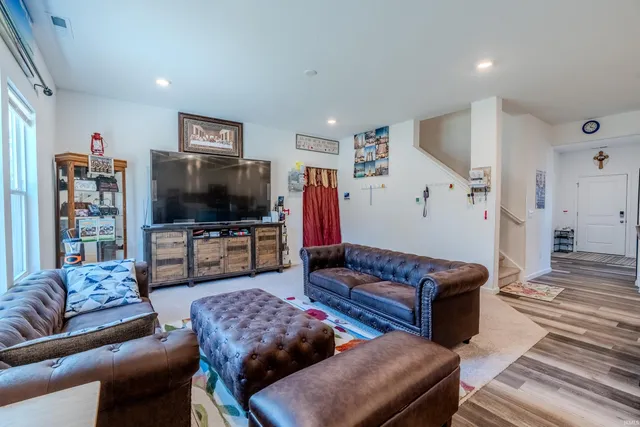 $460,000 | 605 Alquin Court, Huntertown, IN 46748