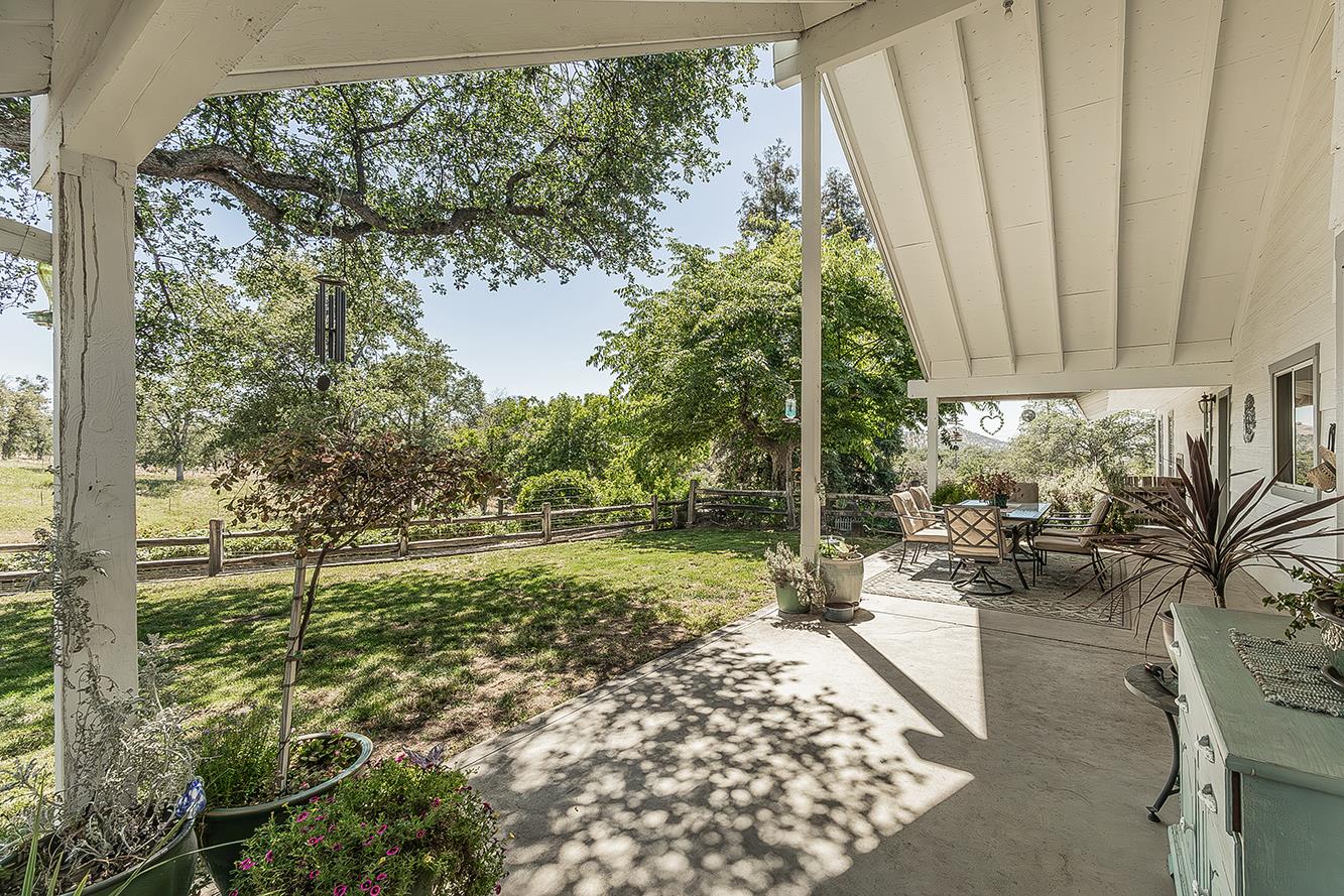 14815 Garlock Lane Prather, CA 93651 - Photo 6 of 80 a view of a back yard of the house