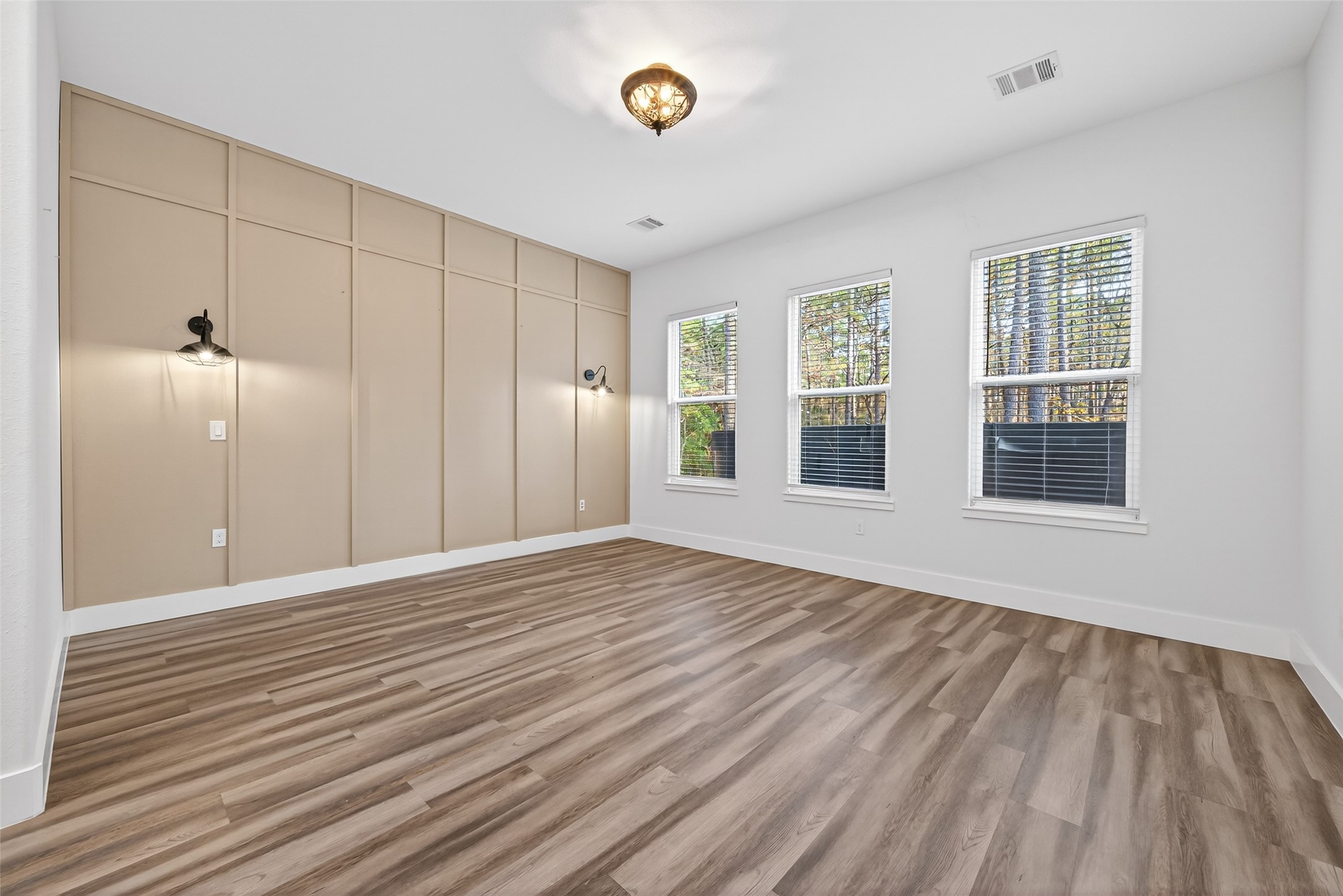 360 Dipping Vat Road Huntsville, TX 77340 - Photo 17 of 38 Primary bedroom from door