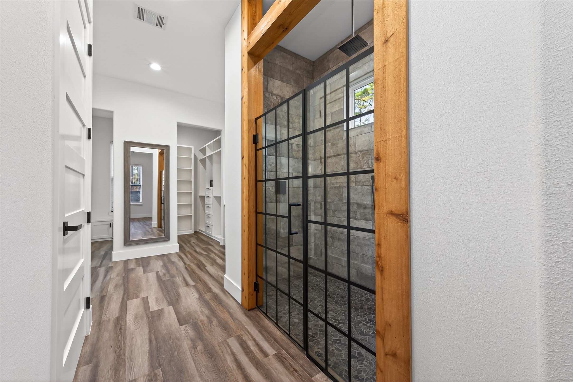 360 Dipping Vat Road Huntsville, TX 77340 - Photo 19 of 38 Priary bathroom with large shower only