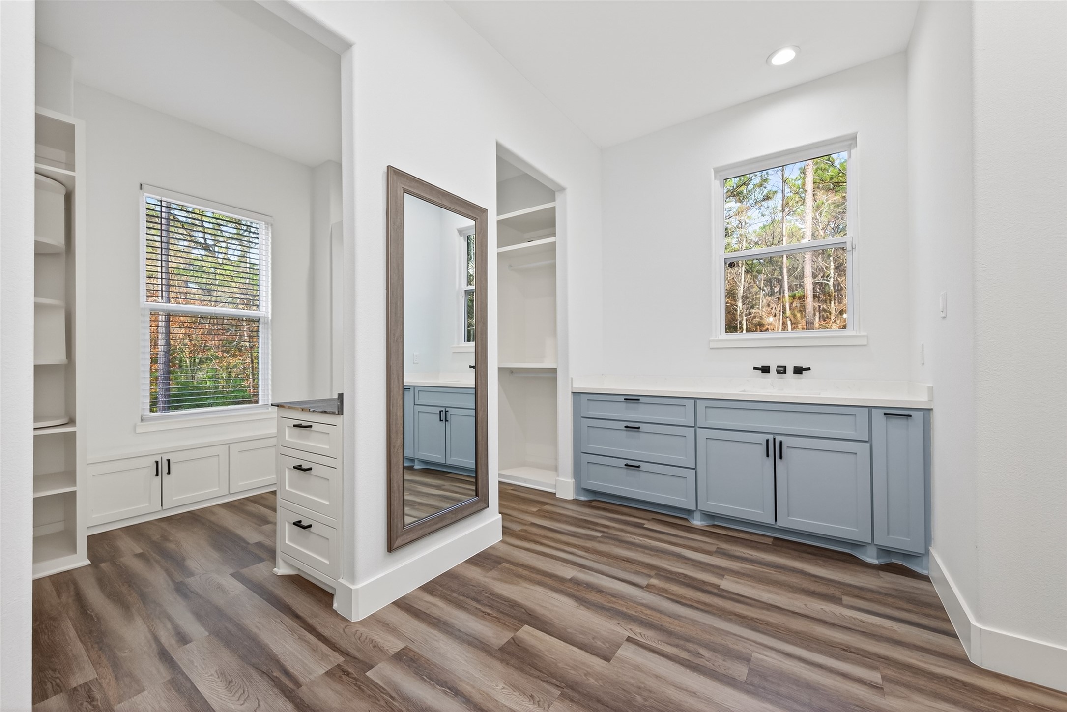 360 Dipping Vat Road Huntsville, TX 77340 - Photo 21 of 38 Primary Bathroom, his sink.
