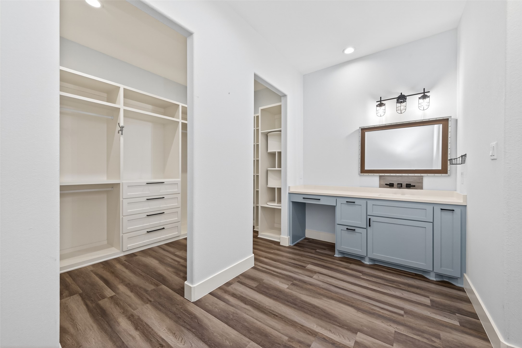 360 Dipping Vat Road Huntsville, TX 77340 - Photo 26 of 38 Bathroom 2 - 1 sink and Vanity.