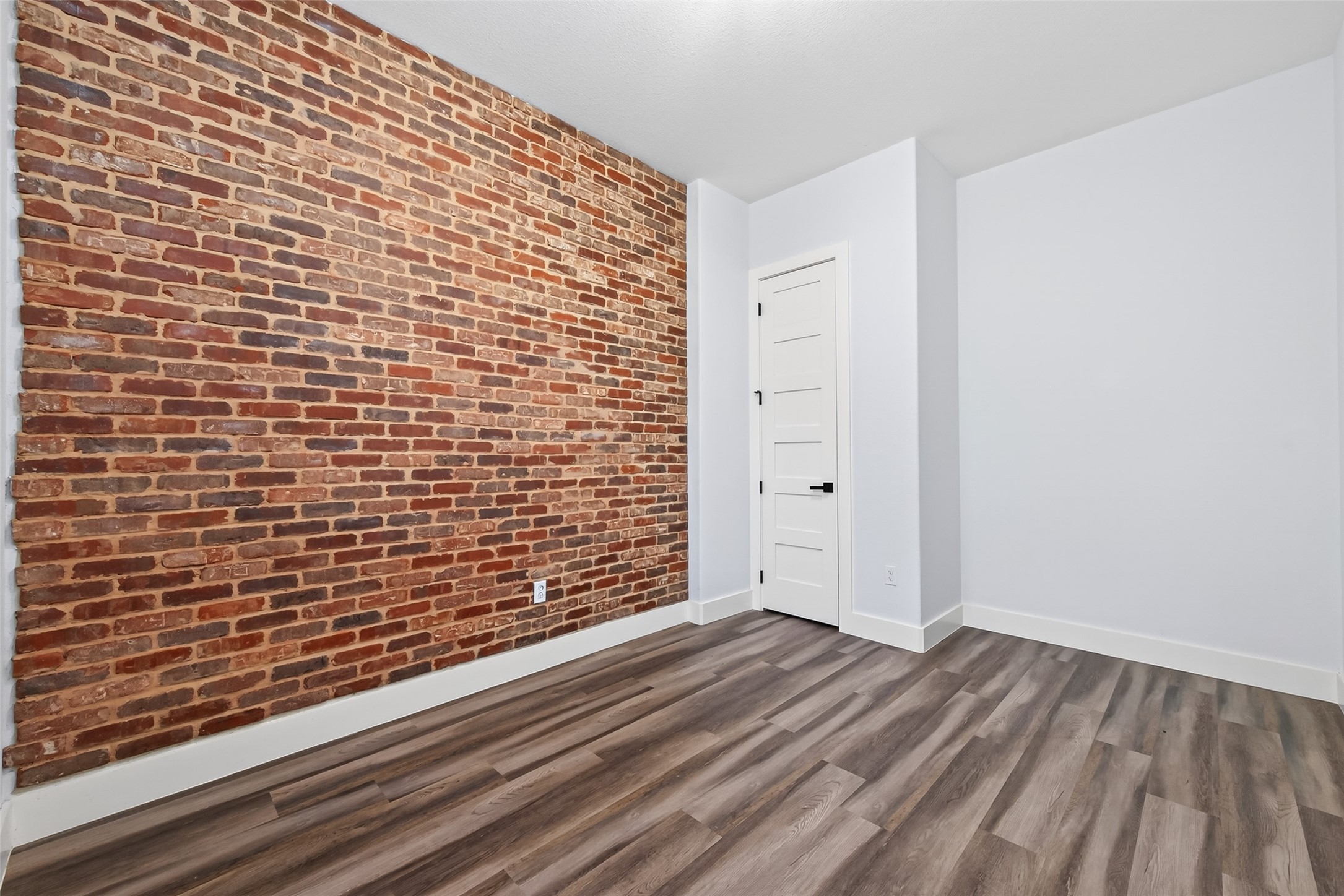 360 Dipping Vat Road Huntsville, TX 77340 - Photo 29 of 38 Bedroom 3 Veiw 1