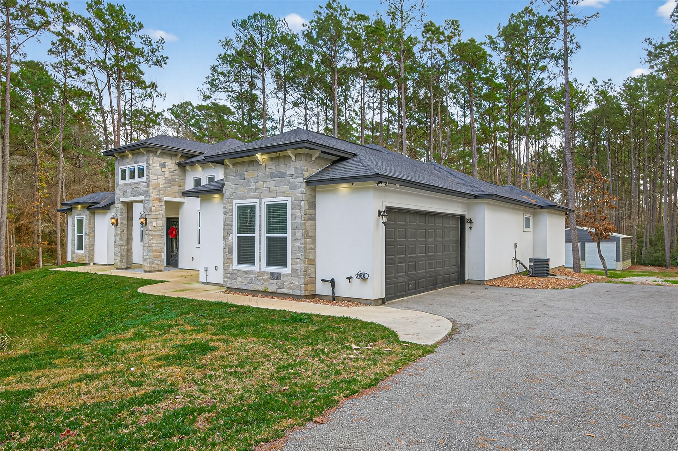 360 Dipping Vat Road Huntsville, TX 77340 - Photo 3 of 38