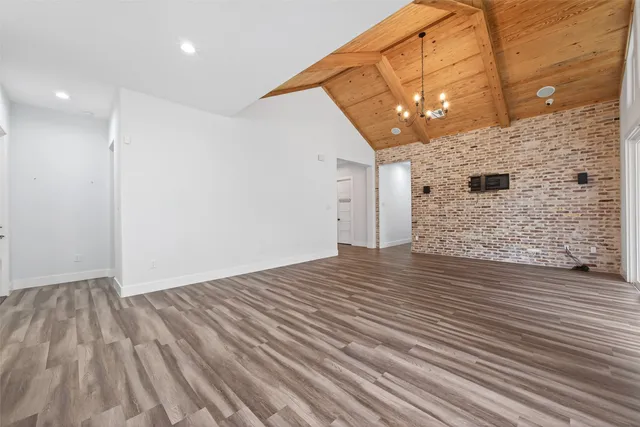 $675,000 | 360 Dipping Vat Road, Huntsville, TX 77340