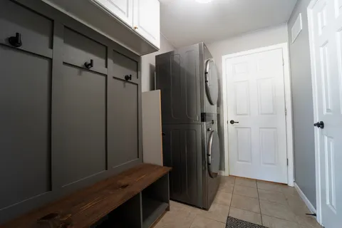 a view of a bathroom
