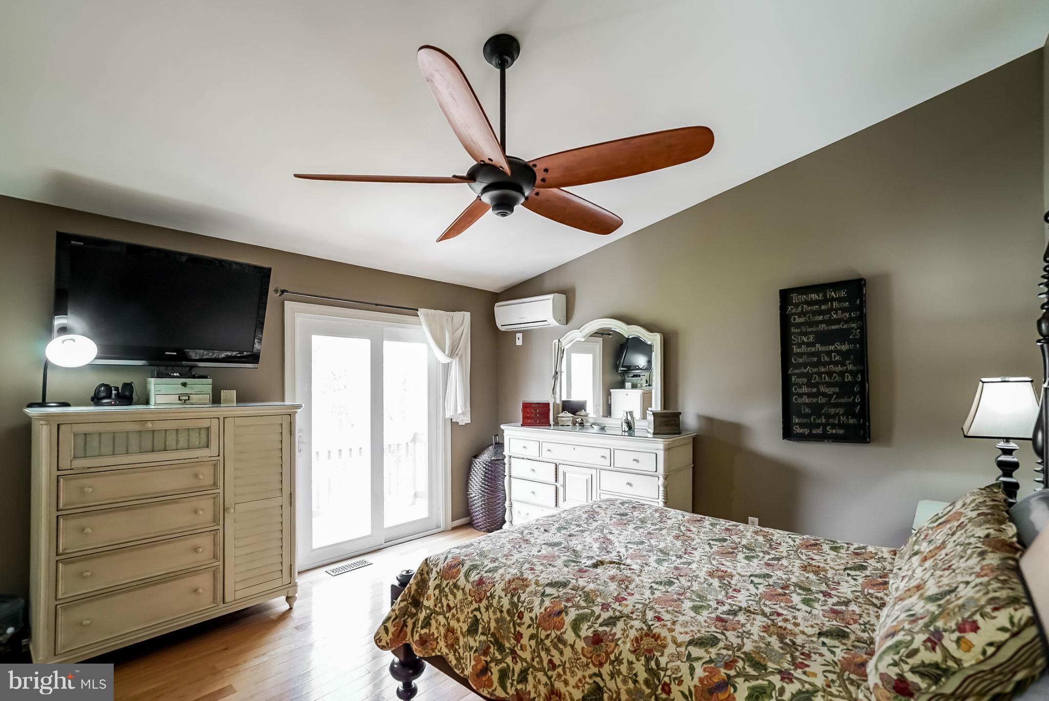 1538 Ridgely Drive Edgewater, MD 21037 - Photo 14 of 26 Bedroom (Master)