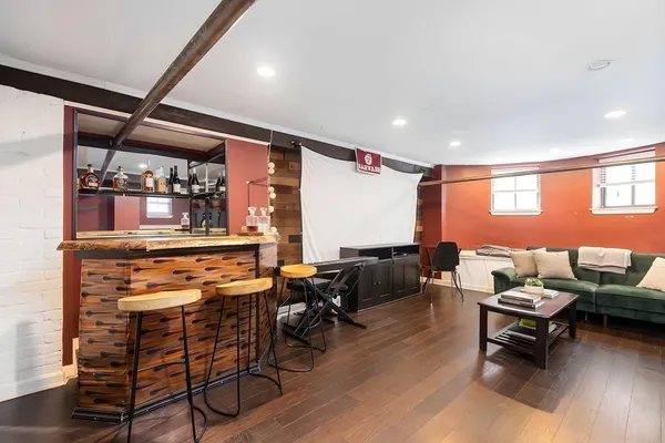 $5,750 | 21 Royal Street, Unit 1, Boston, MA 02134