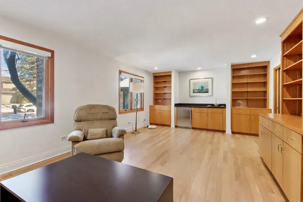 $1,299,900 | 3623 Pebble Beach Road, Northbrook, IL 60062