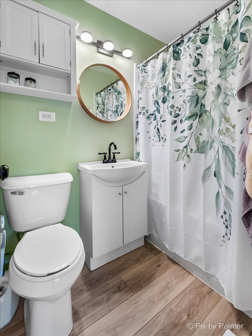 180 Arrowhead Trail Carol Stream, IL 60188 - Photo 9 of 16