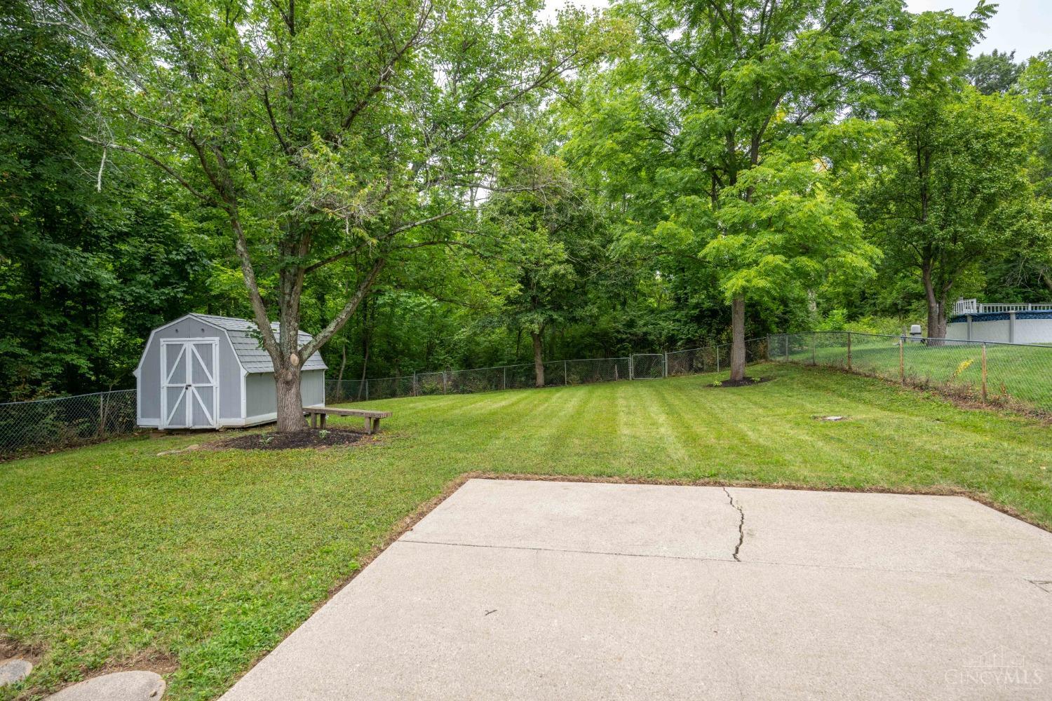 9024 Zoellner Road Cincinnati, OH 45251 - Photo 39 of 47 Gallery Image 39